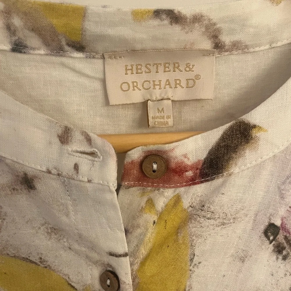 NWOT Hester & Orchard Floral 3/4 Sleeve Linen Blend Button Front Top | Size M - Picture 4 of 6